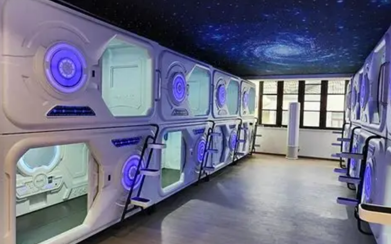 khách sạn capsule